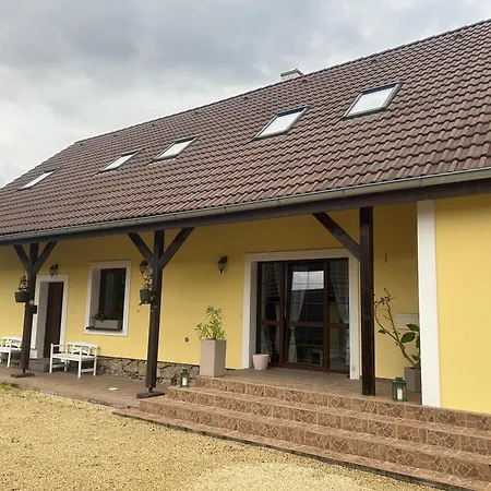 Emilka Gasthof Jindřichův Hradec